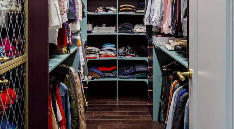 10 распространенных ошибок в гардеробе (и как их избежать)                            
