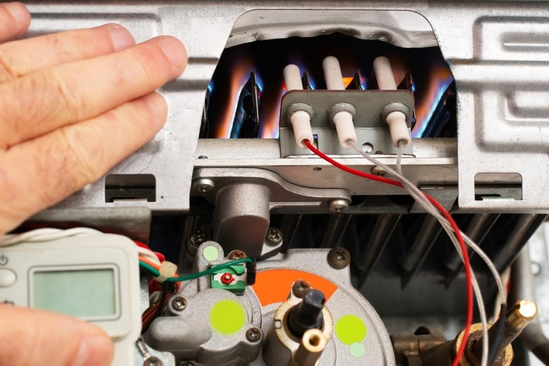 Что делать, если газовая колонка не зажигается или плохо работает: 10 советов