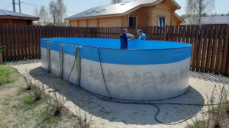 Готовимся к лету заранее: как правильно установить каркасный бассейн на даче