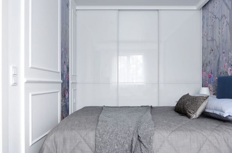 Шкафы-купе в спальню: виды, наполнение, трендовые модели (82 фото)                            