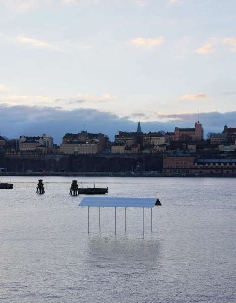 Убежище на воде — инсталляция Даниэля Рибаккена в Стокгольме