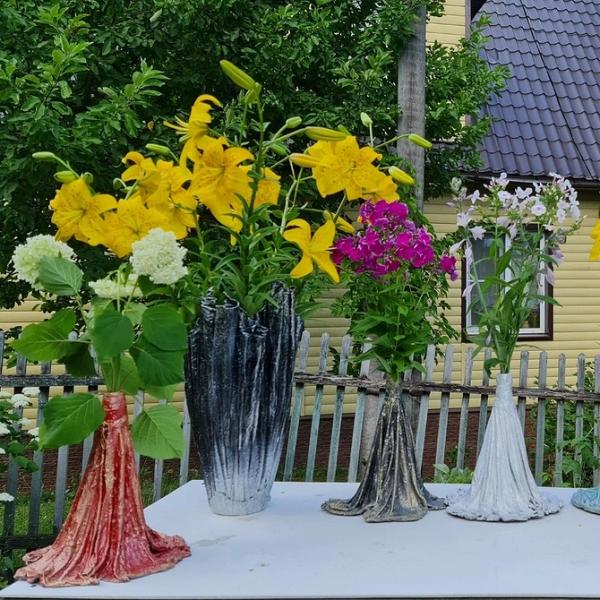 Бетонные вазоны для дачи и сада своими руками: 4 способа изготовления и 51 фото